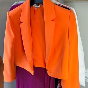 Gianni Bini Mandarine Orange Cropped Blazer